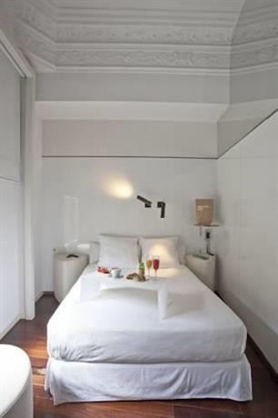 시크 & 베이직 본 호텔, Chic & Basic Born Boutique Hotel