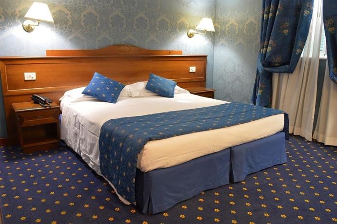 몬테카를로 호텔 로마, Montecarlo Hotel Rome