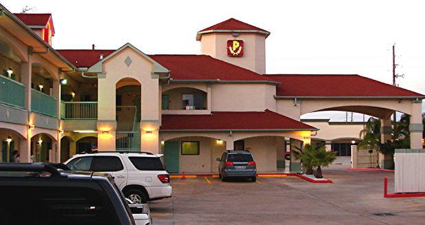 Palace inn houston texas swingers