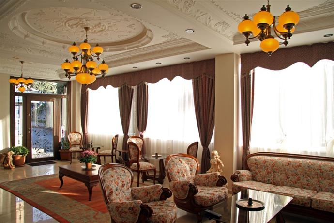 New Friends! - Foto di Basileus Hotel, Istanbul - Tripadvisor