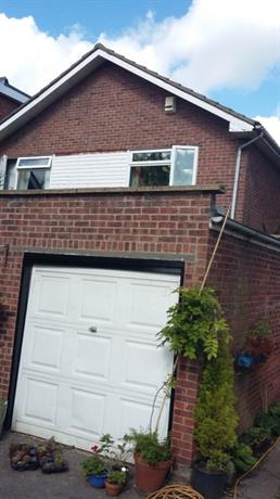 Homestay in Chigwell near Roding Valley Tube Station