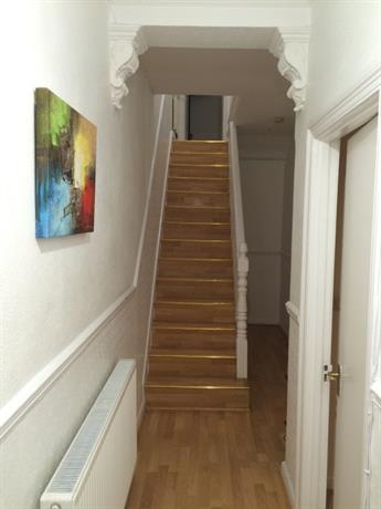 Homestay in Lewisham Central near Christ the King Sixth Form College