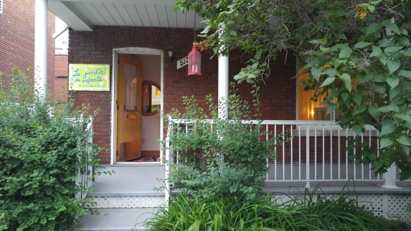 Homestay in Cote-des-Neiges-Notre-Dame-de-Grace near Summit Woods and Summit Lookout