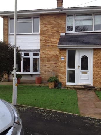 Homestay in Basildon near Wickford Railway Station