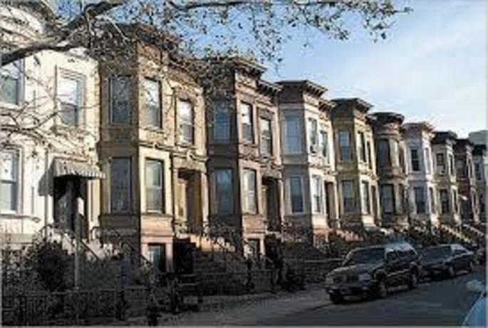 Homestay in Sunset Park near St. Michael's Church