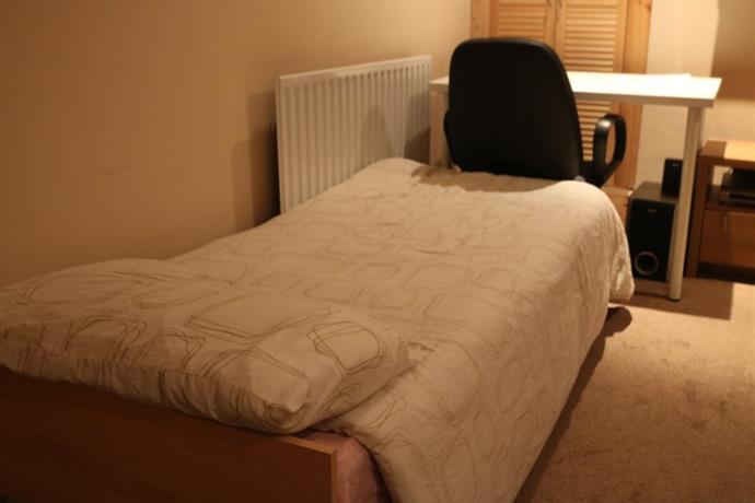 Homestay in Lewisham Central near New Cross Railway Station
