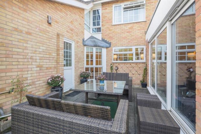 Homestay in Cambridge near Laboratory of Molecular Biology