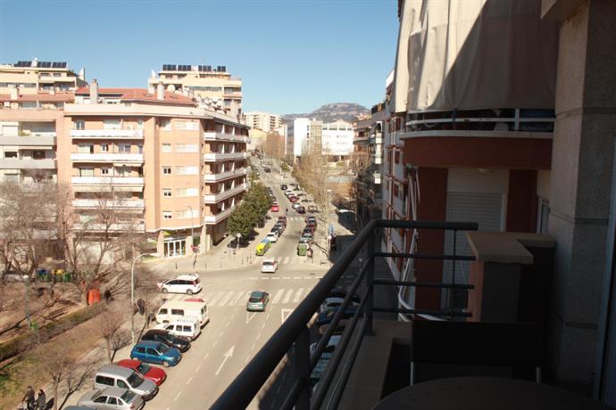 Homestay in Terrassa near Museo de la Ciencia y de la Tecnica de Cataluna