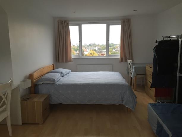 Homestay in Forest Hill near Brenchley Gardens