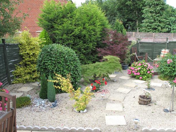 Homestay in Blackbird Leys near Kennington Railway Bridge