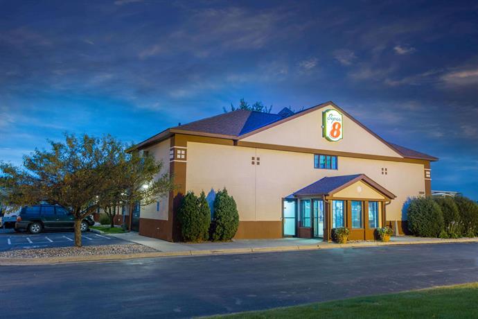 Super 8 Motel Fairmont Minnesota Compare Deals