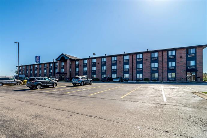 Promo [90% Off] Howard Johnson Inn And Suites Elk Grove Village United