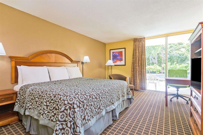 Days Inn West Ocala