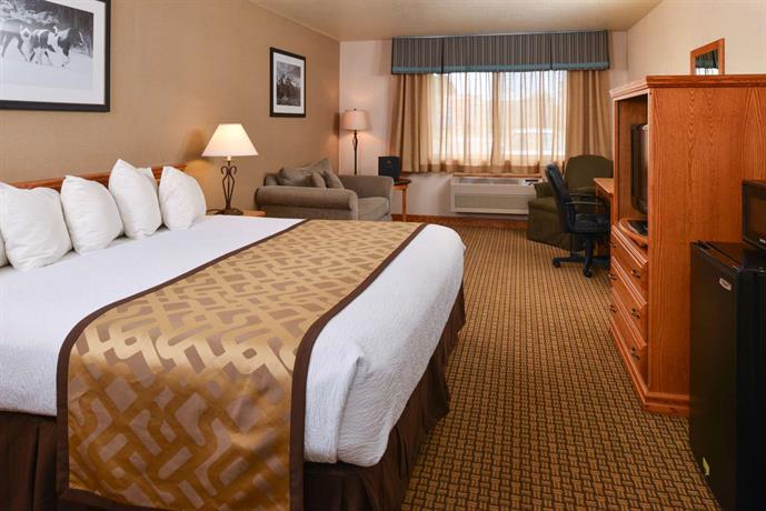 Best Western Pinedale Inn Compare Deals