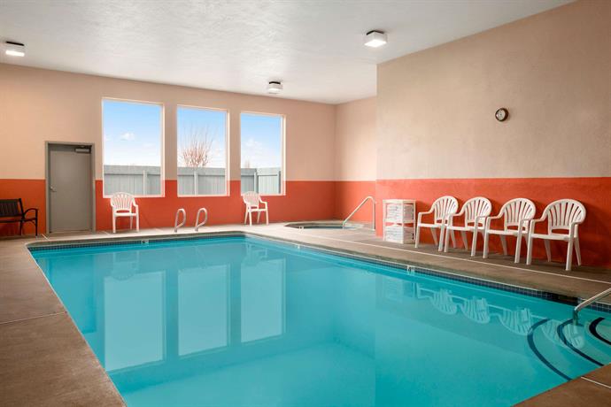 Super 8 Ferndale Compare Deals About Super 8 Ferndale