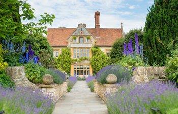 Le Manoir Aux Quat Saisons