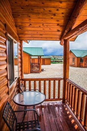 Bryce Country Cabins Tropic Compare Deals