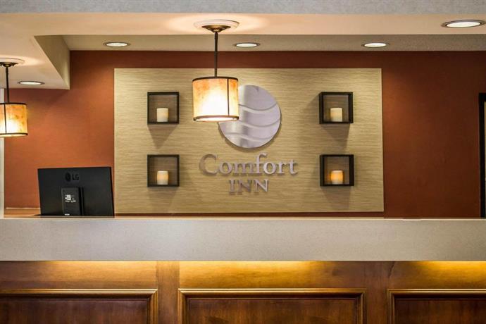 Quality Inn East Liverpool Calcutta Compare Deals