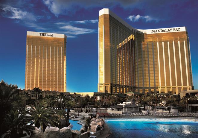 Mandalay Bay Resort on X: Relax. Unwind. Get in that pool day