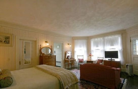 Moseley Cottage Inn And The Town Motel Bar Harbor Compare Deals
