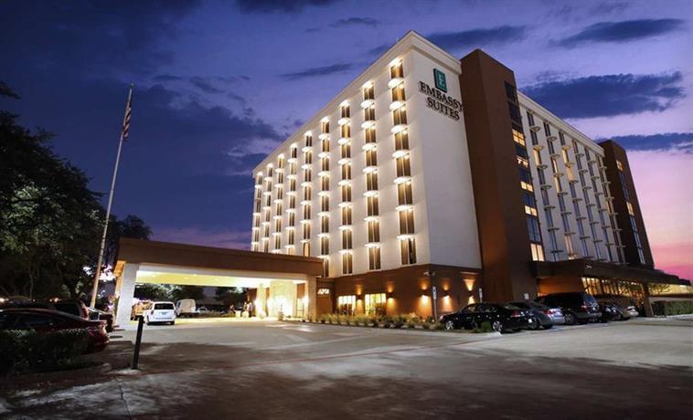 Embassy Suites Dallas Market Center Compare Deals - 