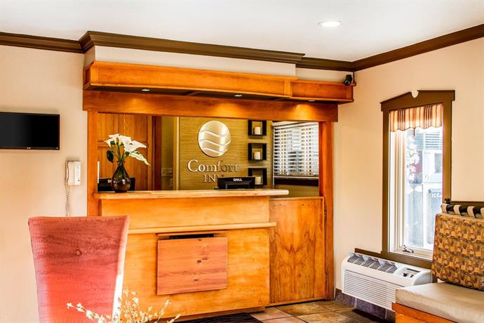 Comfort Inn Monterey By The Sea Compare Deals