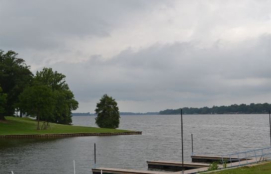 South Shore Cottages Lake Village Compare Deals