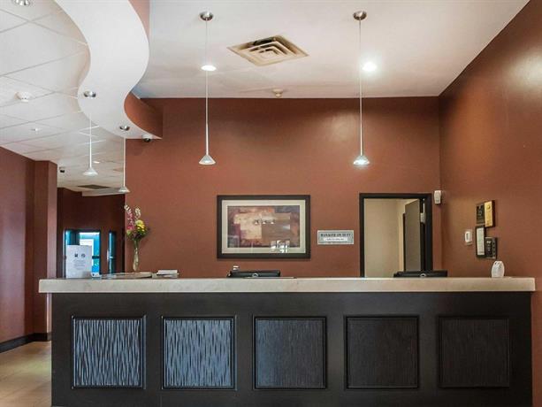 Comfort Hotel Airport North Toronto Compare Deals