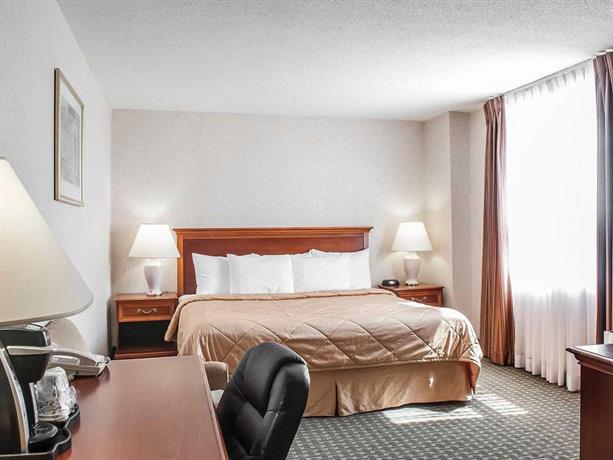 Comfort Hotel Airport North Toronto Compare Deals