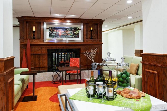 Hilton Garden Inn San Antonio Airport Compare Deals