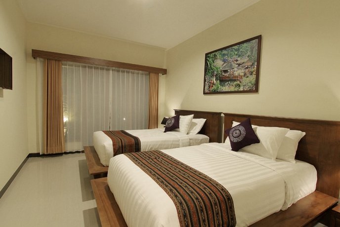 Ardha Chandra Villa Buwit Compare Deals - 