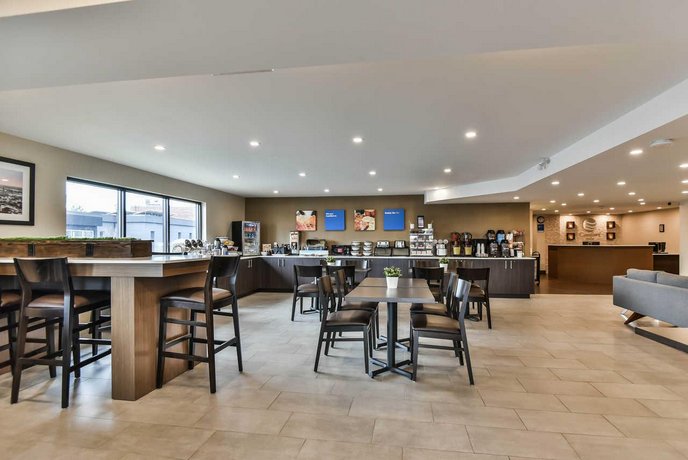 Comfort Inn Windsor Compare Deals