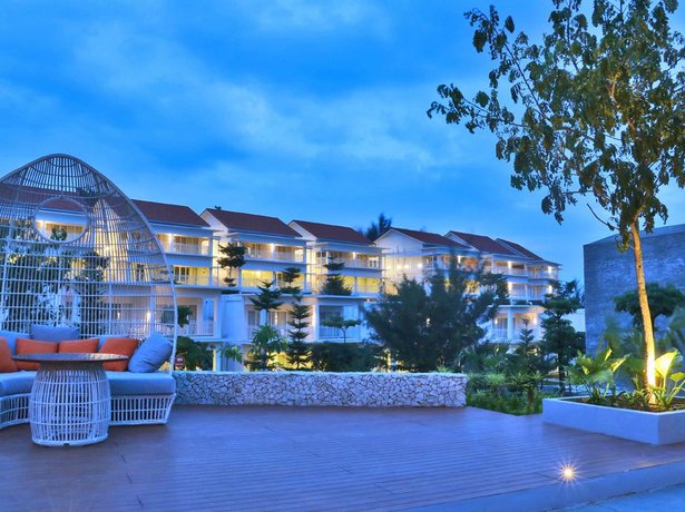 HARRIS Resort Barelang Batam, Sagulung - Compare Deals