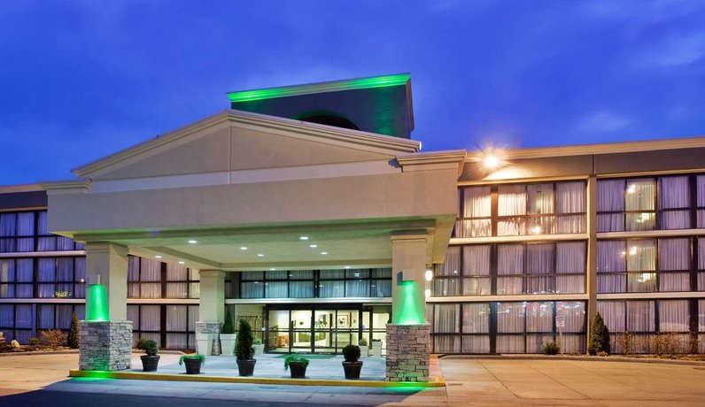 Surestay Plus Hotel By Best Western Kansas City Northeast Claycomo Surestay Plus Hotel By Best Western Kansas City Northeast Claycomo Compare Deals