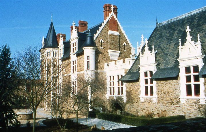 Chateau De La Colaissiere Saint-Sauveur-de-Landemont