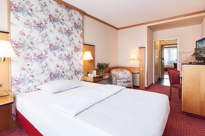 Munchen Hotel Derag And Living Munchen Hotel Derag And Living