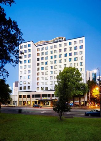 래디슨 온 플래그스태프 가든, Radisson on Flagstaff Gardens