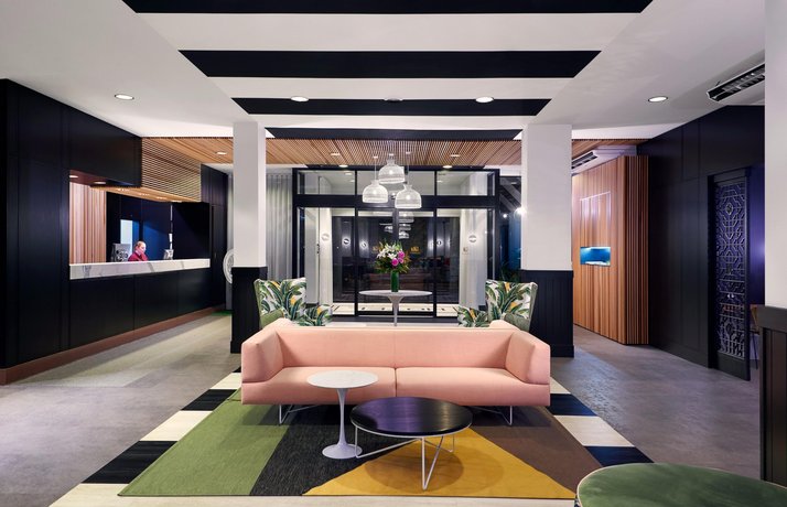 Hotel Alba Adelaide