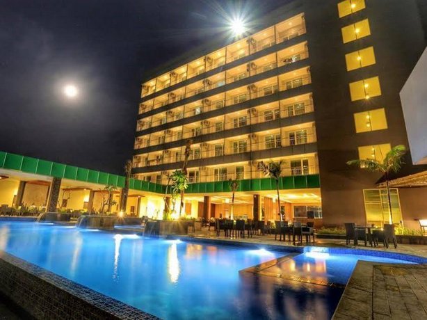 Discount [75% Off] Maxonehotels At Resort Delia Makassar ...