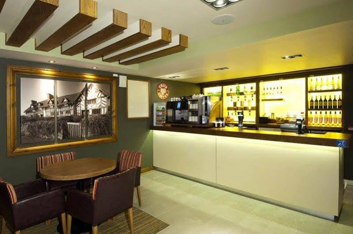 Premier Inn Stratford Upon Avon Central Stratford Upon Avon - 