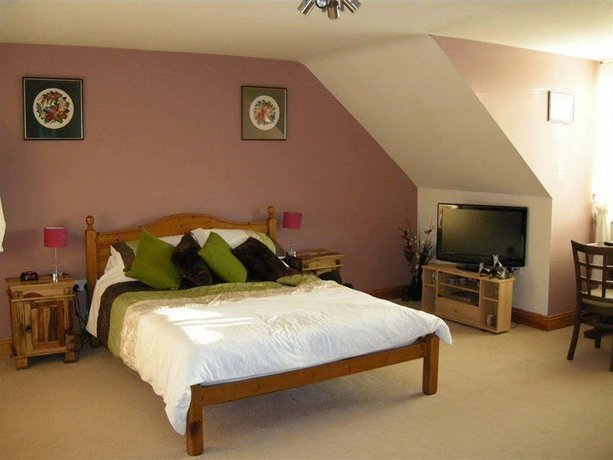 Deerview Bed & Breakfast