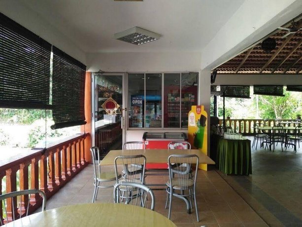 Xcape Resort At Taman Negara Jerantut Compare Deals - 