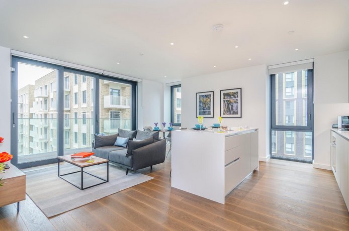 Luxury 2 Bed Apartment in Wembley