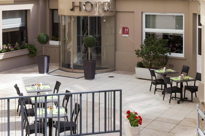 Tryp Blanche Fontaine Hotel Paris