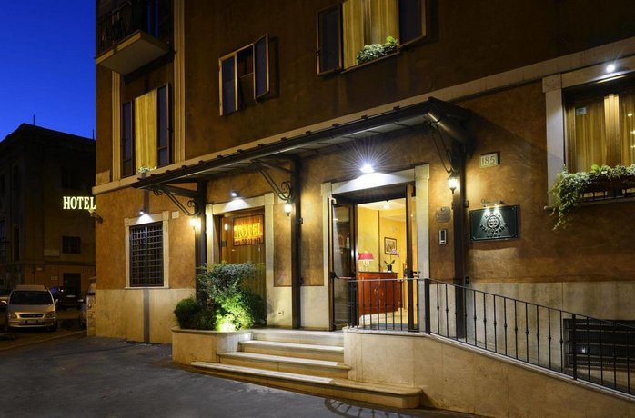 Hotel Tuscolano Rome