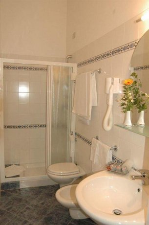 Hotel Soggiorno Athena, Pisa - Compare Deals Hotel Soggiorno Athena, Pisa - Compare Deals