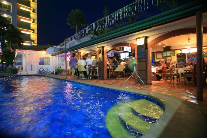 Guest Friendly Hotels in Angeles City - Orchid Inn Resort