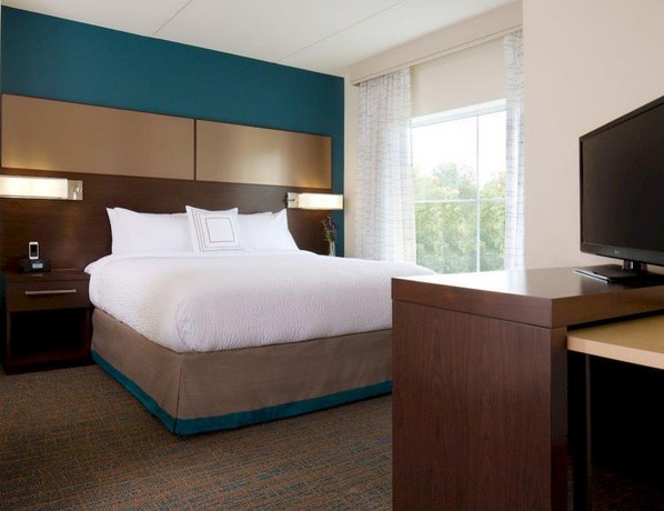 Residence Inn by Marriott The Bronx at Metro Center Atrium