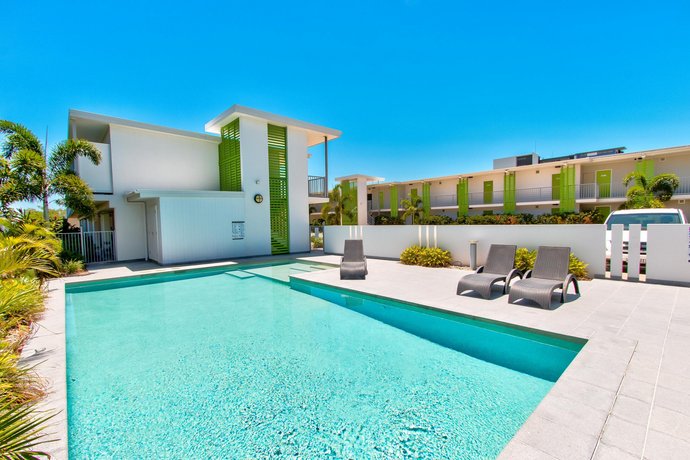 Mackay Oceanside Central Hotel