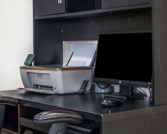 Quality Inn Manitowoc Compare Deals